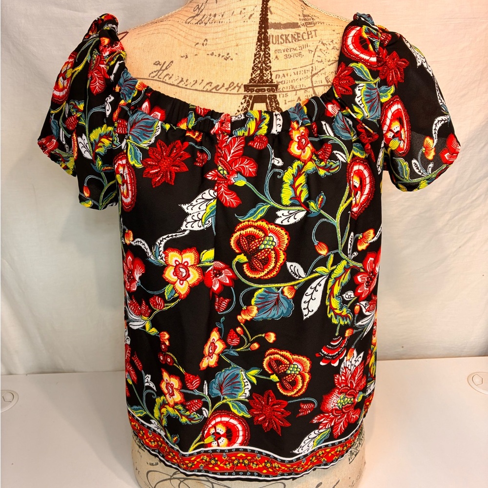 Y2k BCX tropical Black Floral Blouse size m